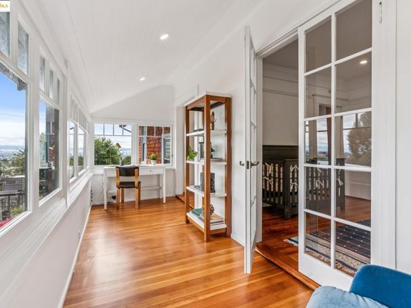 60 Panoramic Way, Berkeley CA 94704