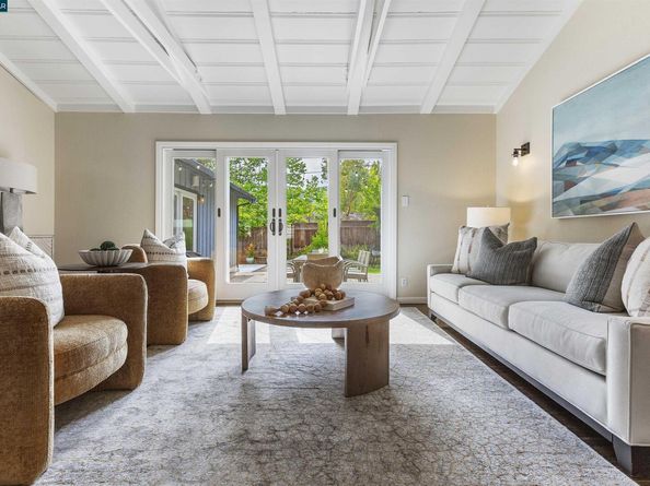 5 Corte Sombrita, Orinda CA 94563