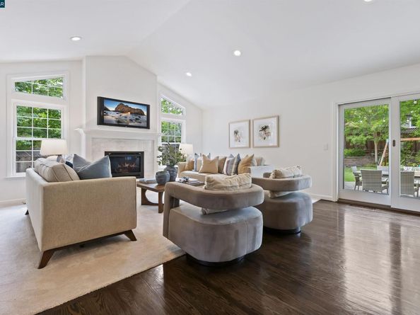 5 Corte Sombrita, Orinda CA 94563