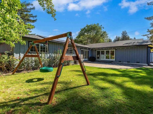 5 Corte Sombrita, Orinda CA 94563