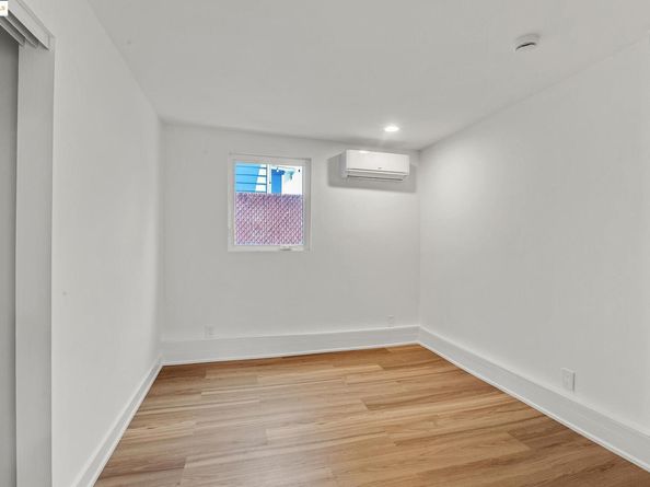 2906 Adeline St, Oakland CA 94608