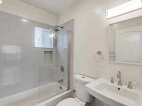 2906 Adeline St, Oakland CA 94608