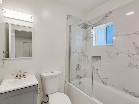 2906 Adeline St, Oakland CA 94608