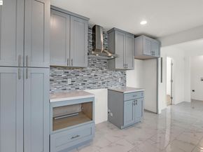 2906 Adeline St, Oakland CA 94608