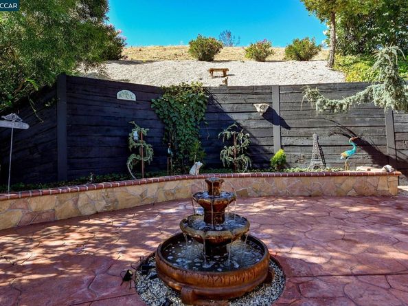 830 Westview Ct, Martinez CA 94553