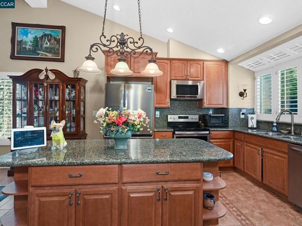 830 Westview Ct, Martinez CA 94553