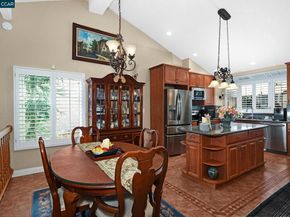 830 Westview Ct, Martinez CA 94553
