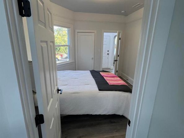 878 Athens Ave, Oakland CA 94607