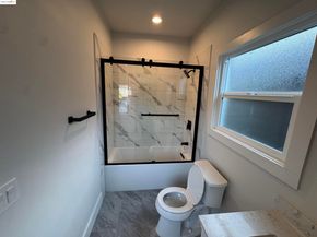 878 Athens Ave, Oakland CA 94607