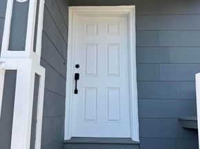 878 Athens Ave, Oakland CA 94607