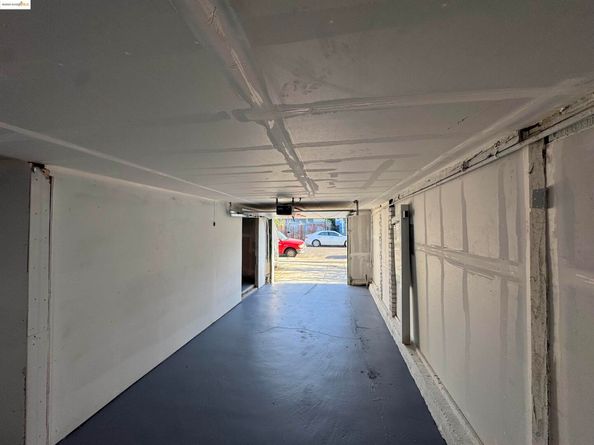 878 Athens Ave, Oakland CA 94607