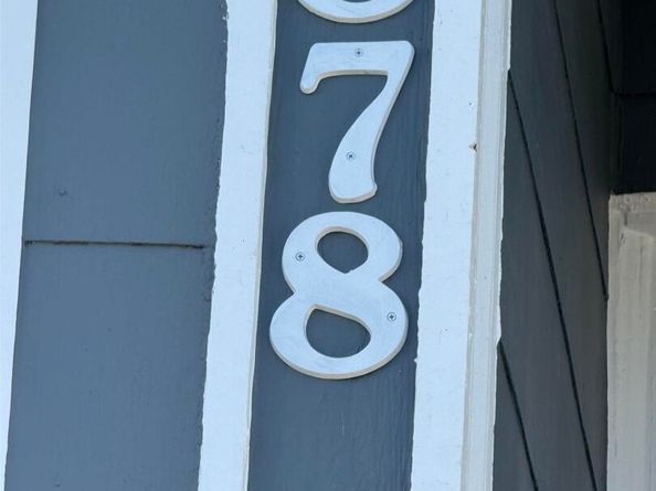 878 Athens Ave, Oakland CA 94607