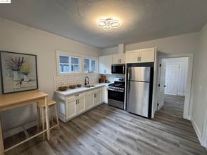 878 Athens Ave, Oakland CA 94607