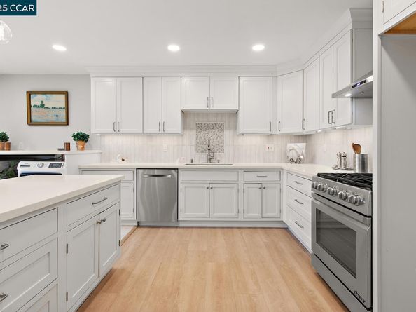 1132 Running Springs RD 11, Walnut Creek CA 94595