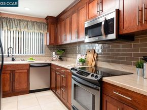 1300 Quarry Ct 109, Richmond CA 94801