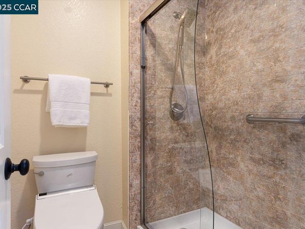 1300 Quarry Ct 109, Richmond CA 94801