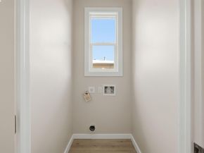 335 Hanover Ave, Oakland CA 94606