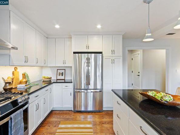 4239 Gregory St, Oakland CA 94619