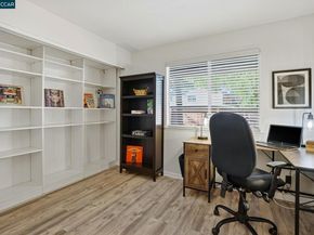 1520 Schenone Ct 7, Concord CA 94521