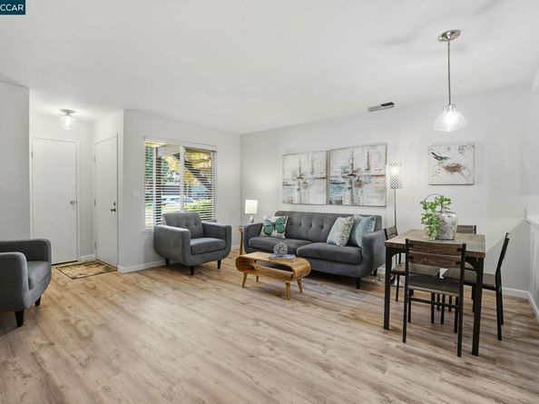 1520 Schenone Ct 7, Concord CA 94521