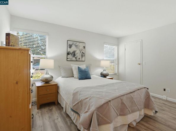 1520 Schenone Ct 7, Concord CA 94521