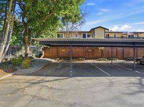 1520 Schenone Ct 7, Concord CA 94521