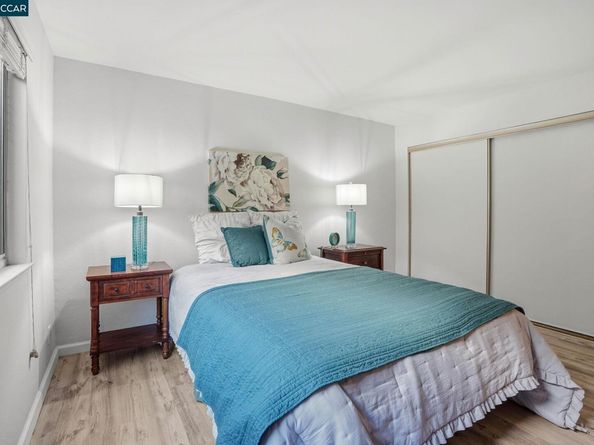 1520 Schenone Ct 7, Concord CA 94521