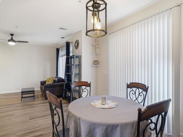 10856 Glengarry Lane, Dublin CA 94568