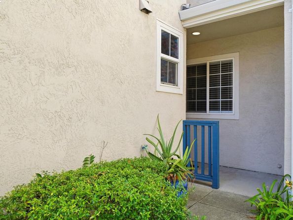 10856 Glengarry Lane, Dublin CA 94568