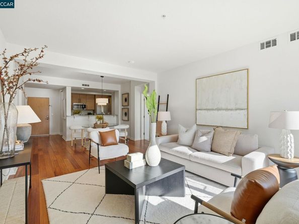 1655 N California Blvd. 214, Walnut Creek CA 94596