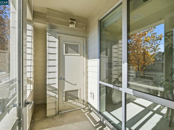 1655 N California Blvd. 214, Walnut Creek CA 94596