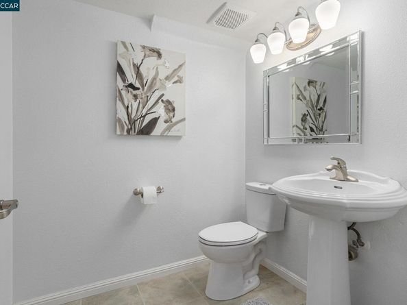 745 Bayshore St, Martinez CA 94553