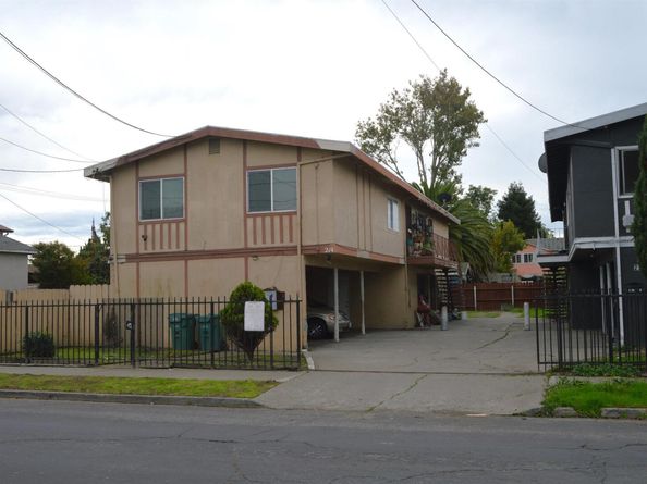 214 Barrett Ave, Richmond CA 94801