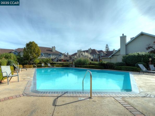 17106 Creekside Cir, Morgan Hill CA 95037