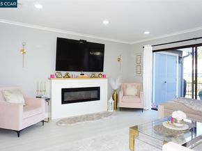 17106 Creekside Cir, Morgan Hill CA 95037