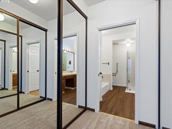 25912 Hayward Blvd Unit 204, Hayward CA 94542