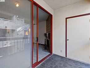 25912 Hayward Blvd Unit 204, Hayward CA 94542