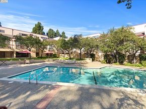 25912 Hayward Blvd Unit 204, Hayward CA 94542