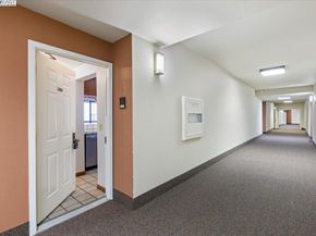 25912 Hayward Blvd Unit 204, Hayward CA 94542