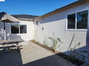 15373 Inverness St, San Leandro CA 94579