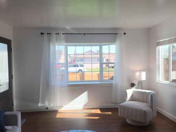 15373 Inverness St, San Leandro CA 94579