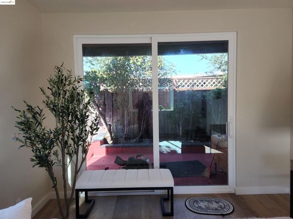 15373 Inverness St, San Leandro CA 94579