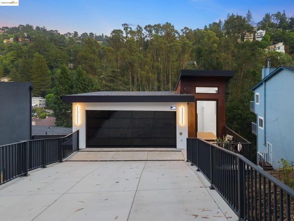 7260 Woodrow Drive, Oakland CA 94611