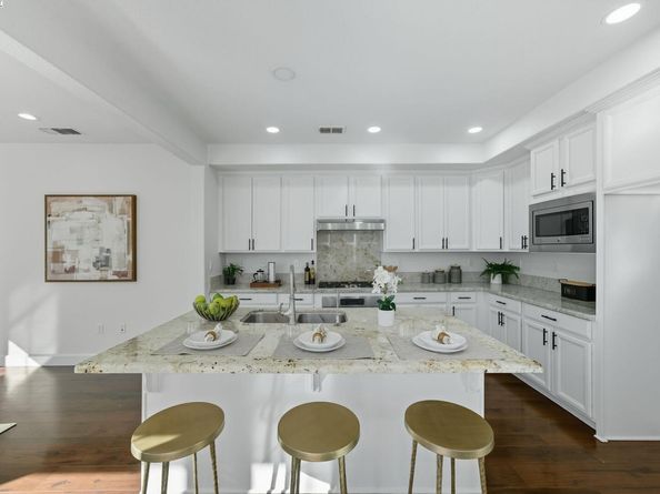 3005 Vittoria Loop, Dublin CA 94568