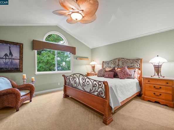814 Chert Pl, Clayton CA 94517