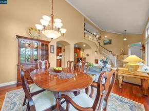814 Chert Pl, Clayton CA 94517
