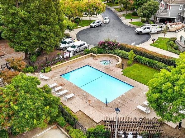 814 Chert Pl, Clayton CA 94517
