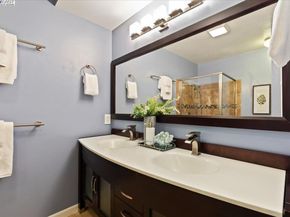 933 Shoreline Dr 203, Alameda CA 94501