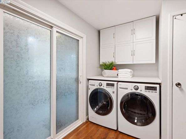933 Shoreline Dr 203, Alameda CA 94501