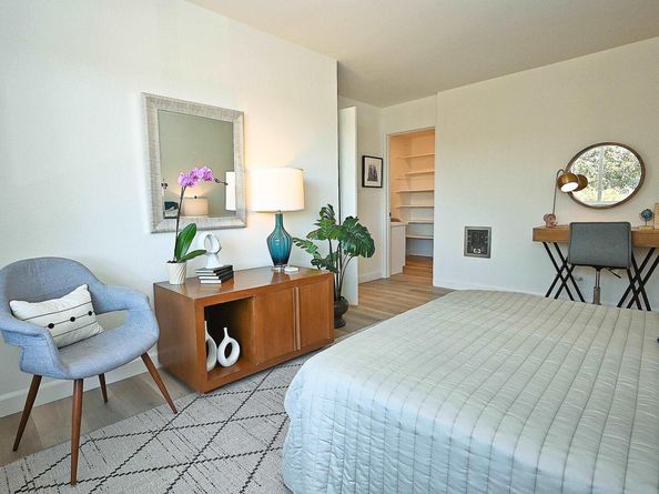 2031 Otis Dr H, Alameda CA 94501